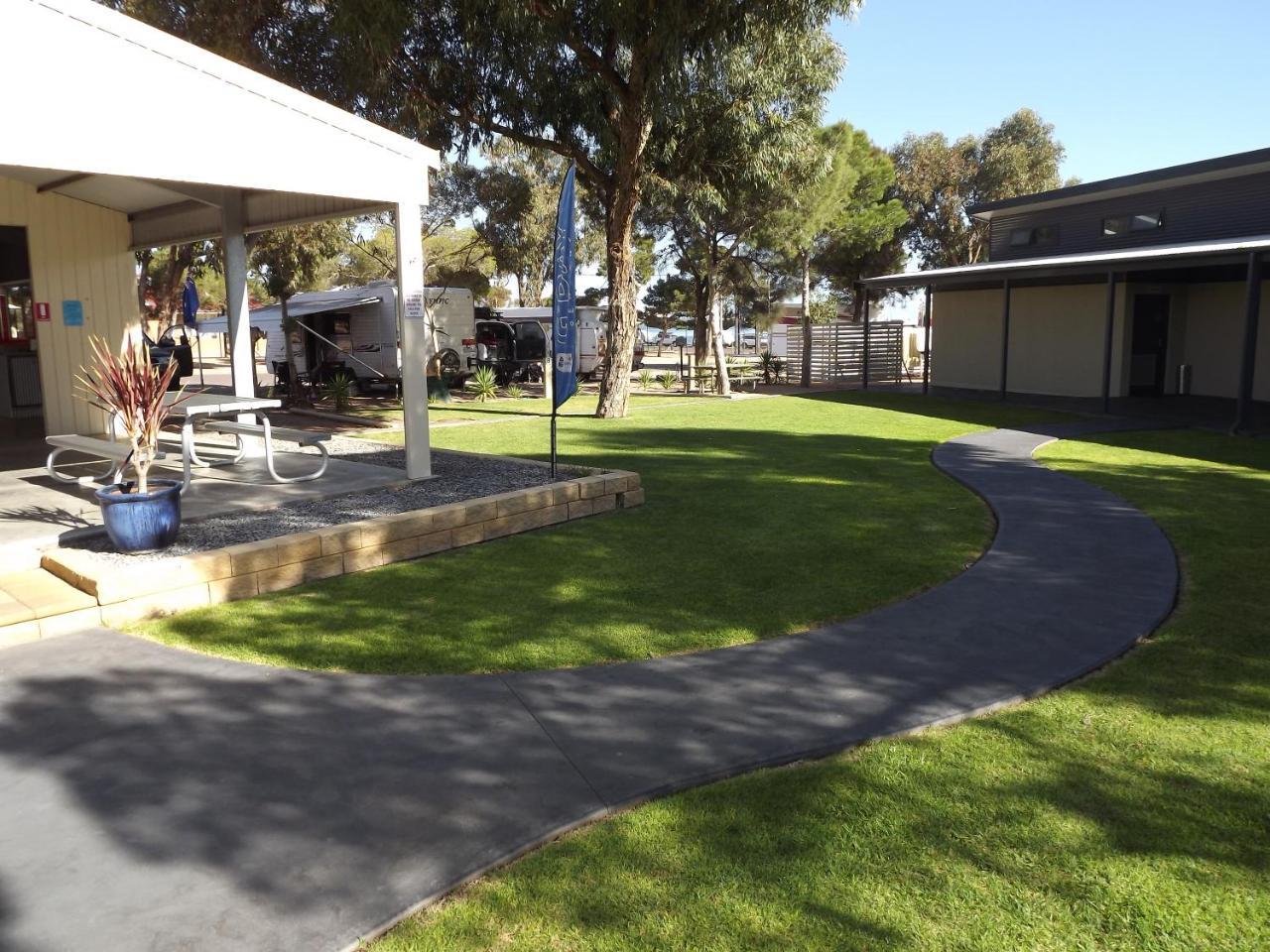 Ceduna Foreshore Caravan Park Ngoại thất bức ảnh